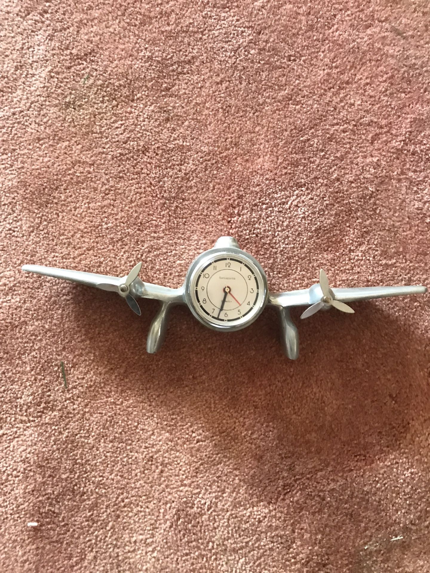 Airplane Clock Sarsaparilla