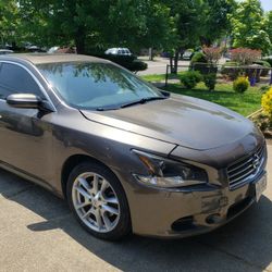 2014 Nissan Maxima