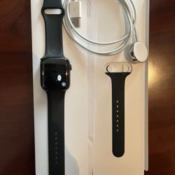 Apple Stainless Space Black 6 Series Watch Lightly Used 