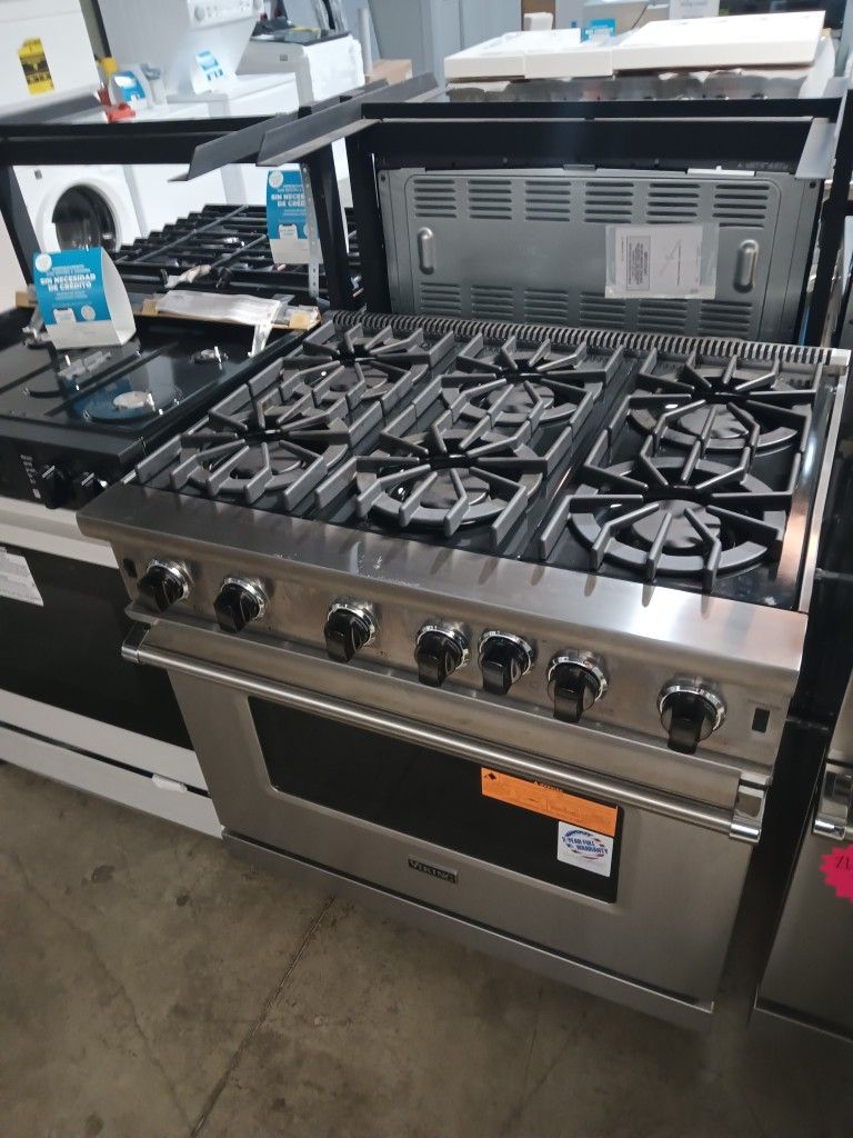 VIKING 36 INCH WIDE GAS RANGE
