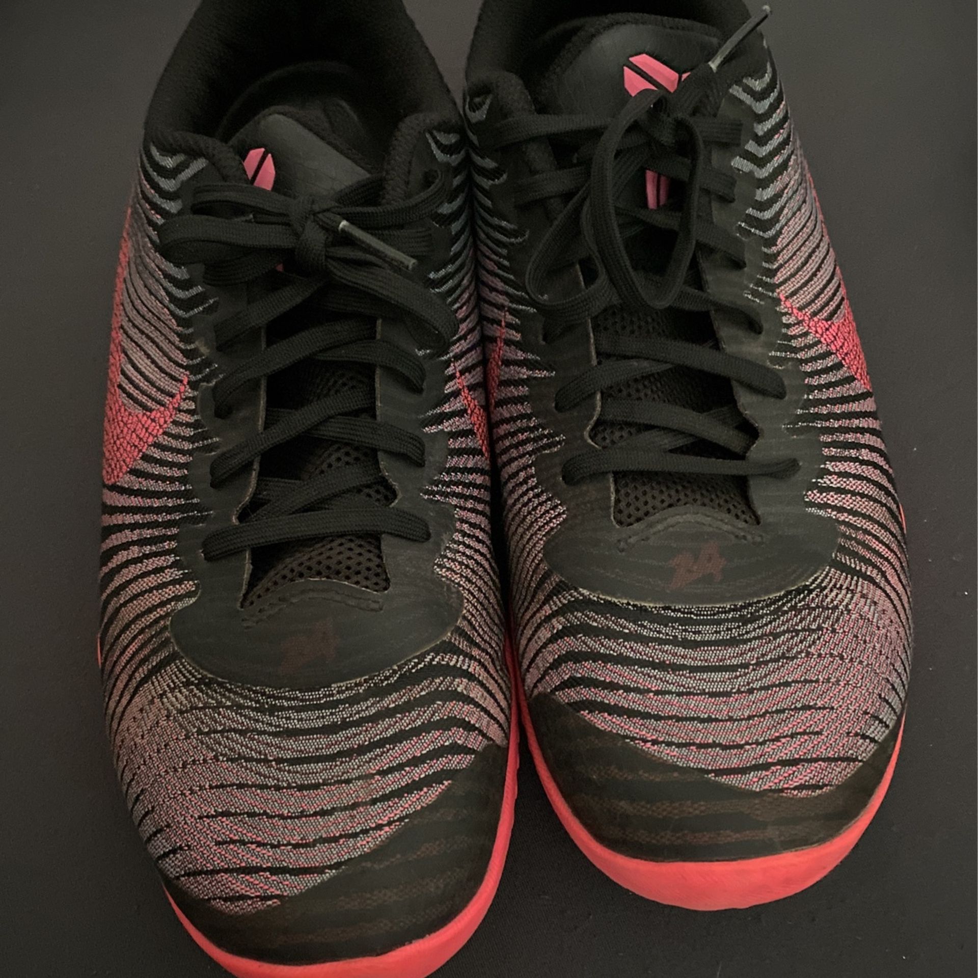 Size 9 Kobe Mentality Pink Blast Barely Used Best Offer Men s shoes