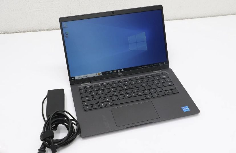 Dell Latitude 7420 Core i5, 8GB, 256GB SSD - Like New!