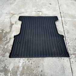 Truck Bed Mat for 2022-2024 Toyota Tundra, 5.5' Bed