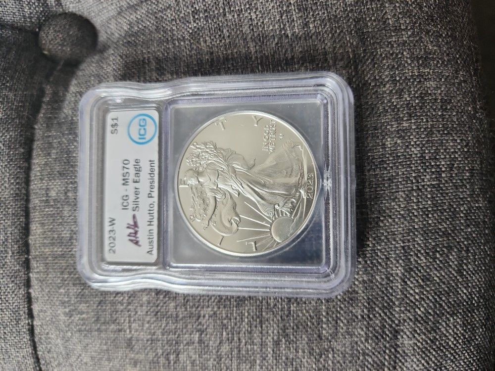2023-W ICG MS70 SILVER EAGLEAUSTIN HUTTO COIN SIGNED