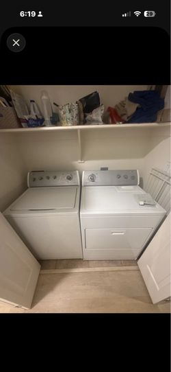 Whirlpool Washer & Dryer Set – Works Great!