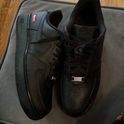 Supreme 1s Size 9.5