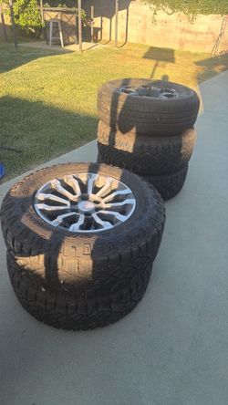 2021 GMC AT4 tires and Wheels