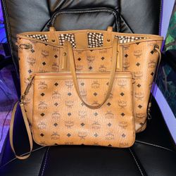 MCM MÜNCHEN Purse