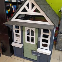 Outdoor Wooden Playhouse for Kids Ages 4-8, Kids Play House with Door, Doorbell, Windows, Pet Door, Kitchen Stove, Sink, Cookware, Flower Pot Holders