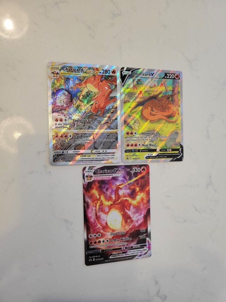 Charizard Pokémon Cards