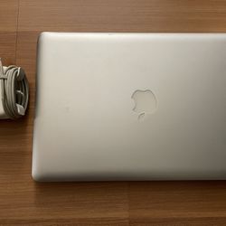 Apple MacBook Pro (Mid 2012) Laptop 