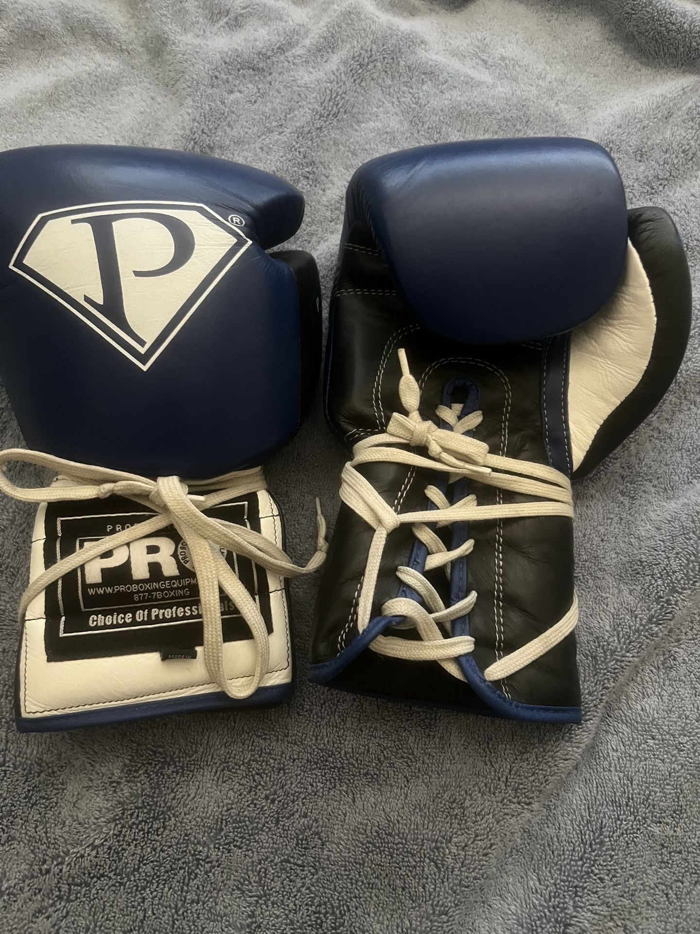 Pro Boxing Gloves