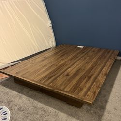 Queen Platform Bed With Drawer 