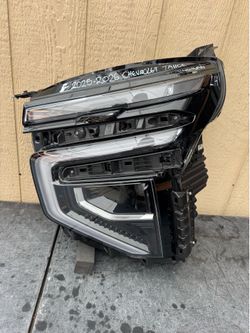 2025 2026 CHEVROLET TAHOE SUBURBAN LEFT SIDE HEADLIGHT OEM USED
