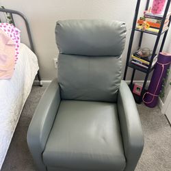 Recliner Chair 