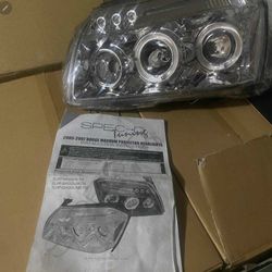 New Set of Dodge Magnum Headlights