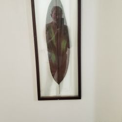 Deco Art Framed Leaf