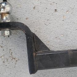 TRAILER HITCH