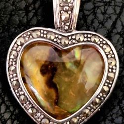 CLASSIC CIRCA 1990'S MARCASITE AND .925 STERLING SILVER HEART PENDANT 