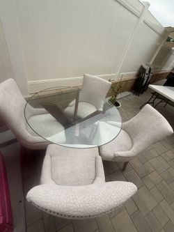 Round glass dining table set