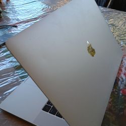 2018 Refurbished MacBook Pro i9,32Gb for Amazing Deal