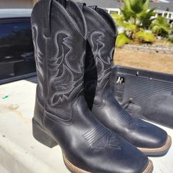 Cody James Cowboy Boots Size 8.5