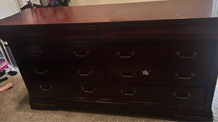 Free Dresser