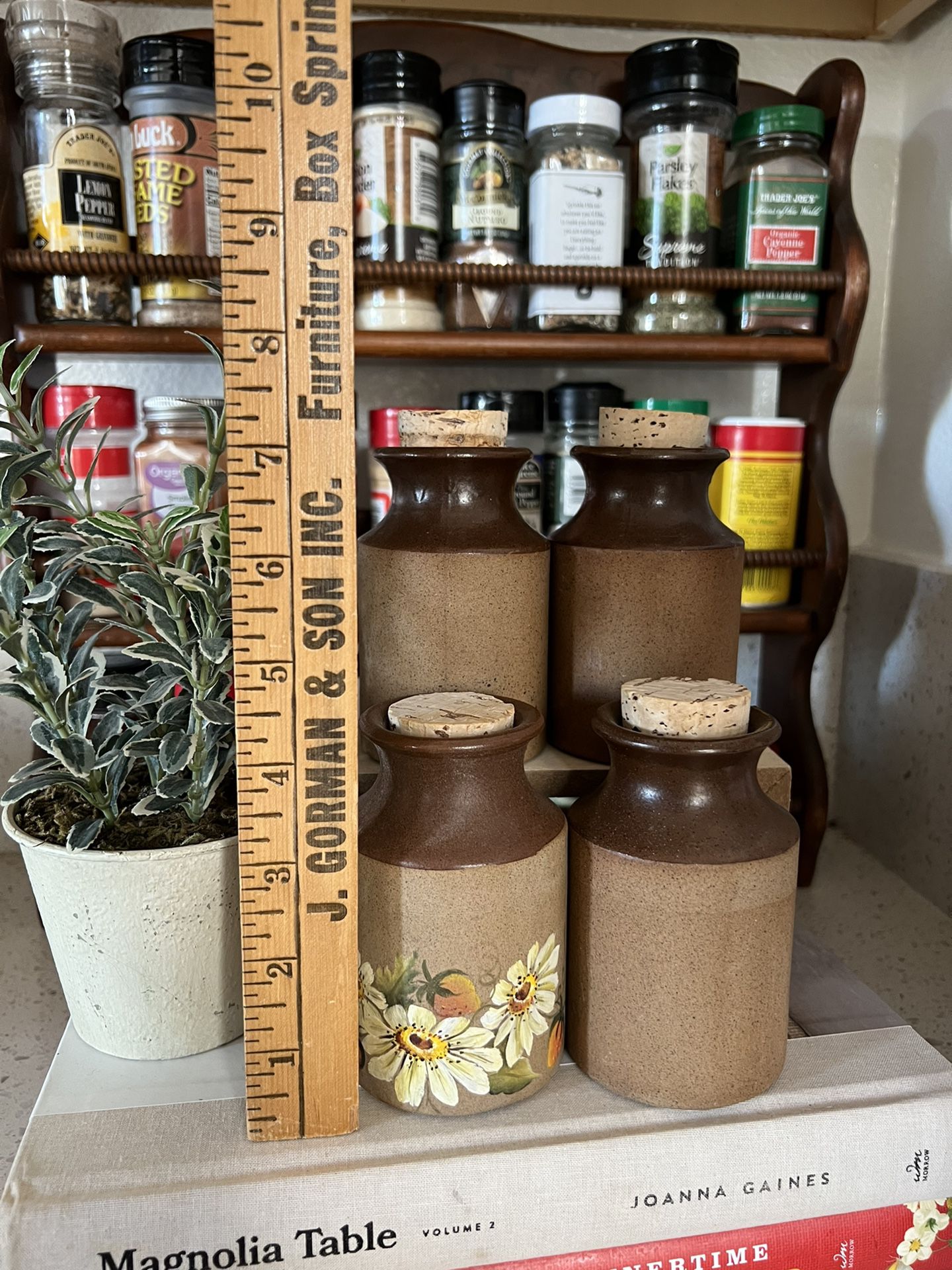 Mini Spice Jar With Cork Stopper – Old Time Pottery