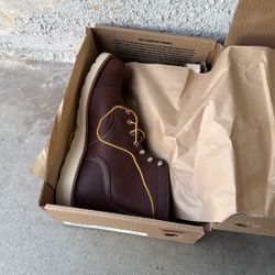 Red Wing Men’s Boots Size 9