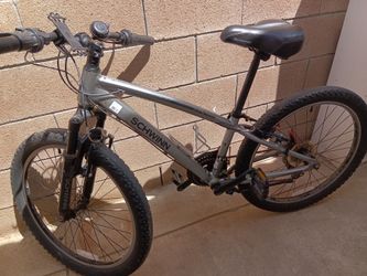 Schwinn ranger 24in mountain bike