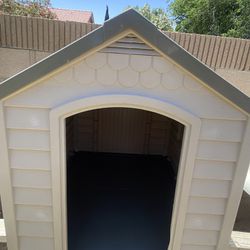 Medium Dog House 