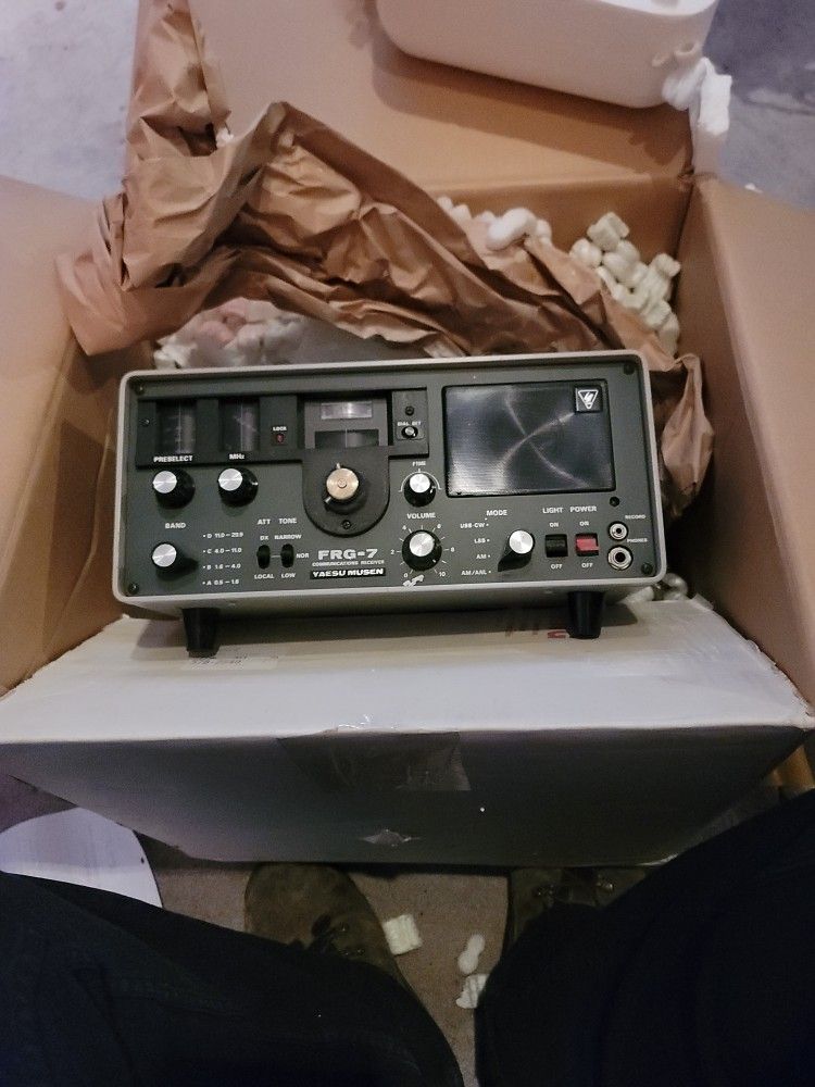 communications receiver yaesu musen frg-7