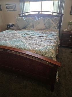 Bedroom set