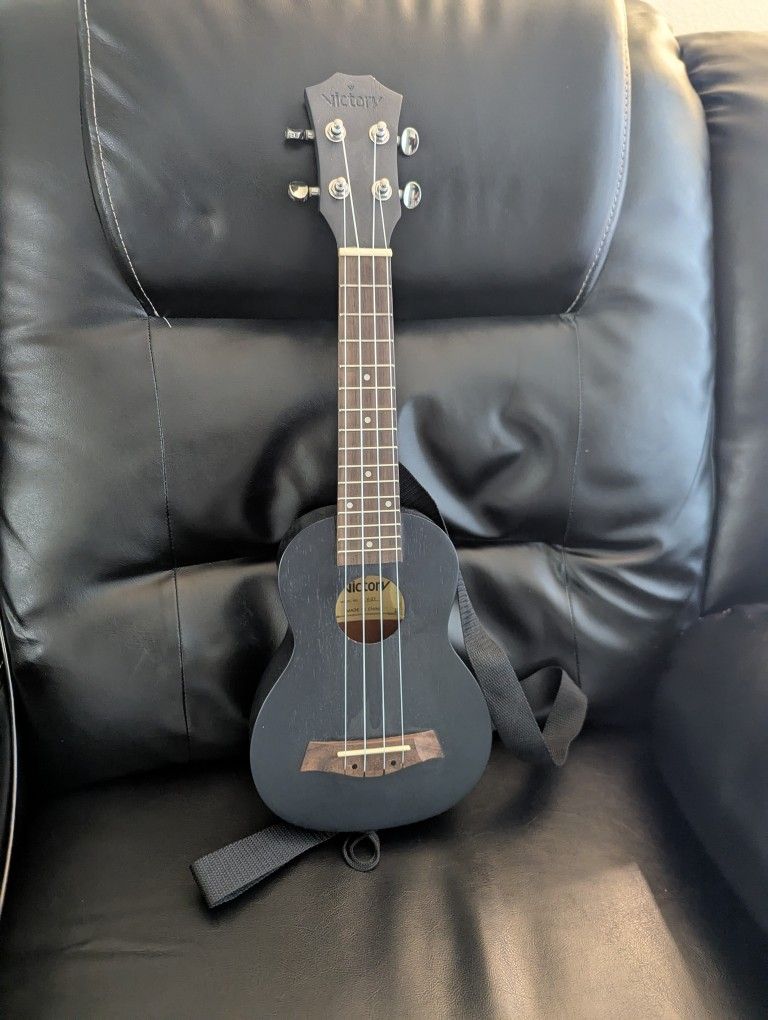VI Victory 21" Soprano Ukulele