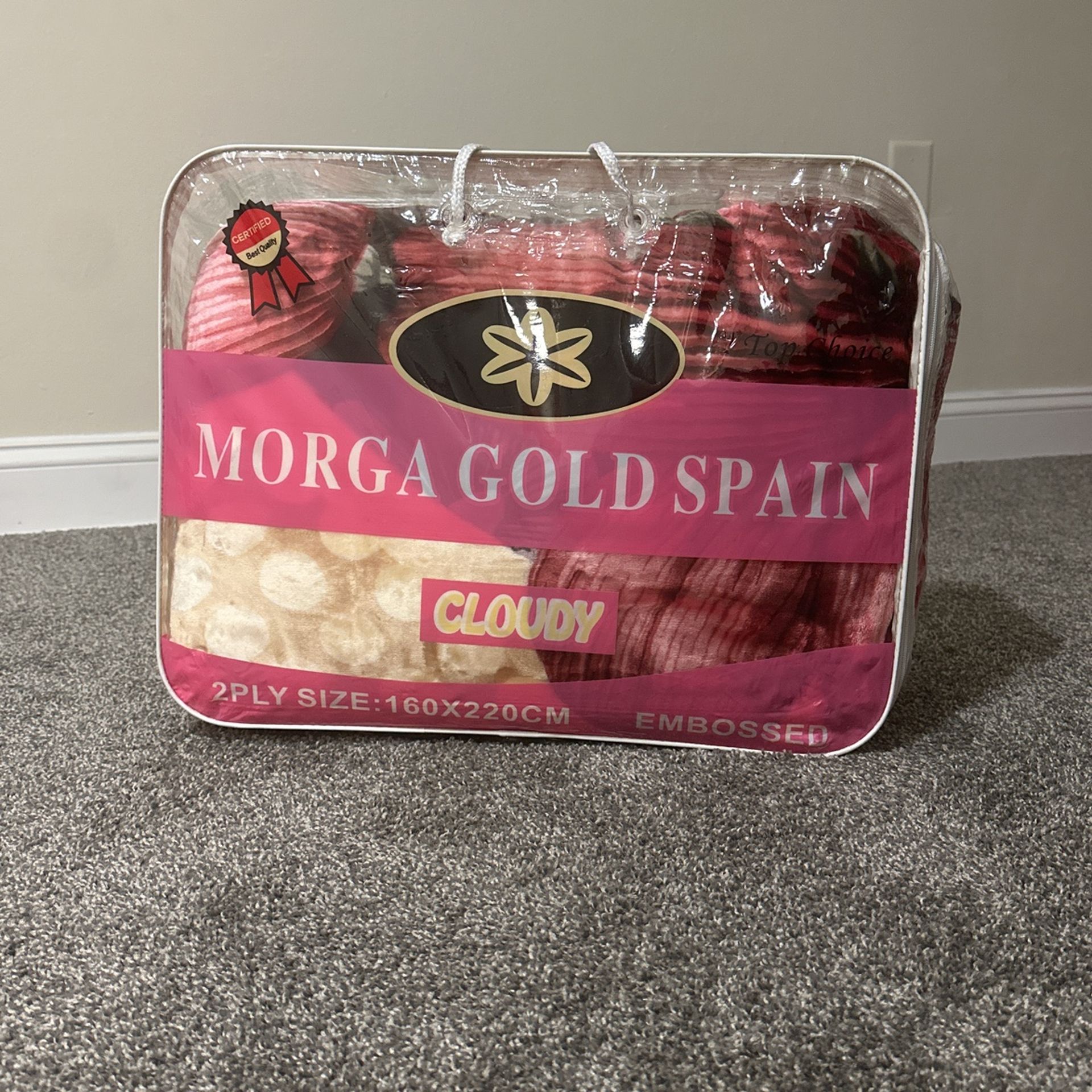 Queen size , new morga goldin spain thick covers