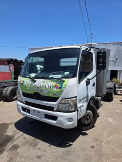 2016 Hino 195h diesel hooklift