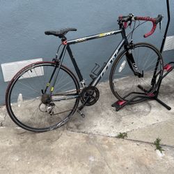 Felt 80 Road Bike