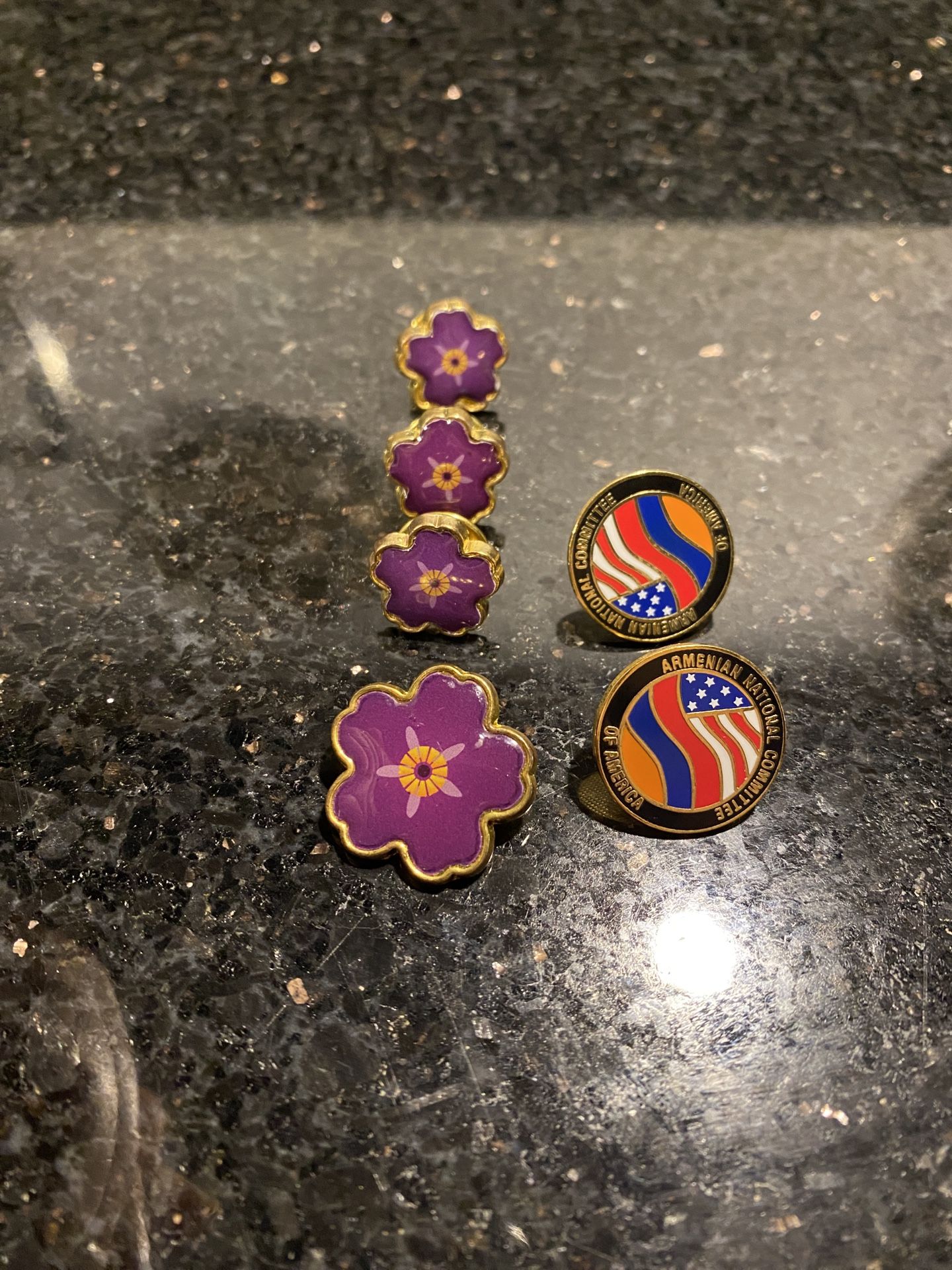 4 Anmoruk Anmorook Forget Me Not Purple Flower Pins & 2 Armenia/USA Flag Pins