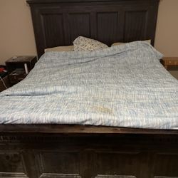 Headboard and footboardCA king 