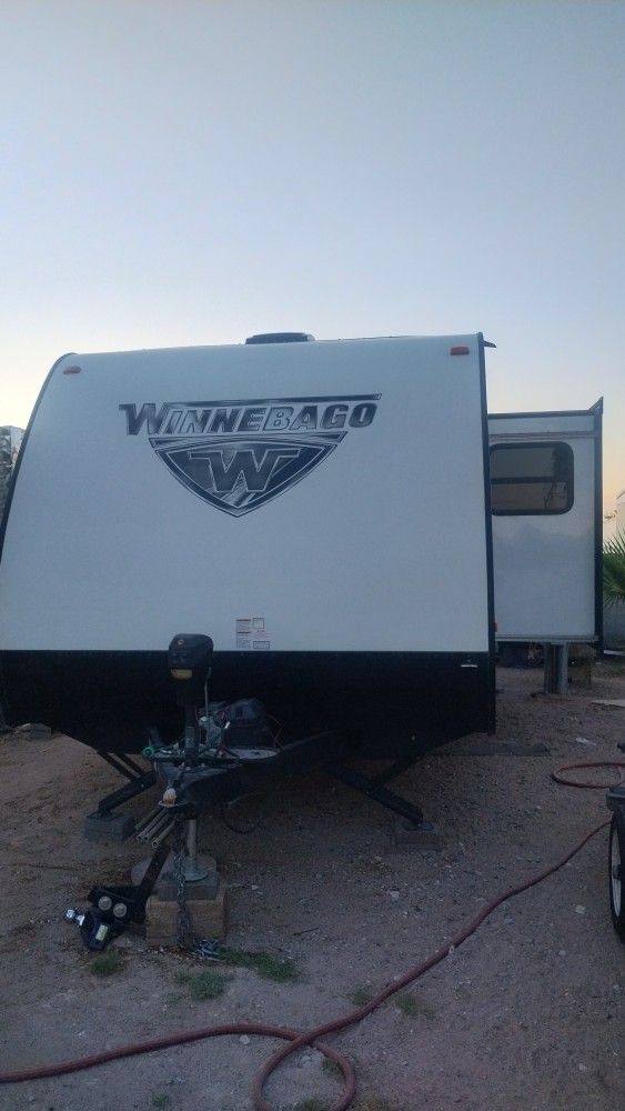 2015 RV WINNEBAGO