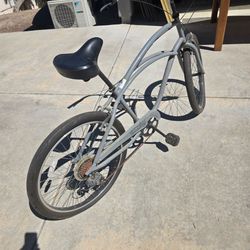 Beach cruiser bicycle