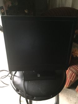 Small computer monitor 13in