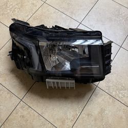 2023 Nissan Frontier Headlamp Parts