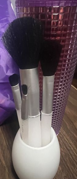 Avon Make Up Brushes