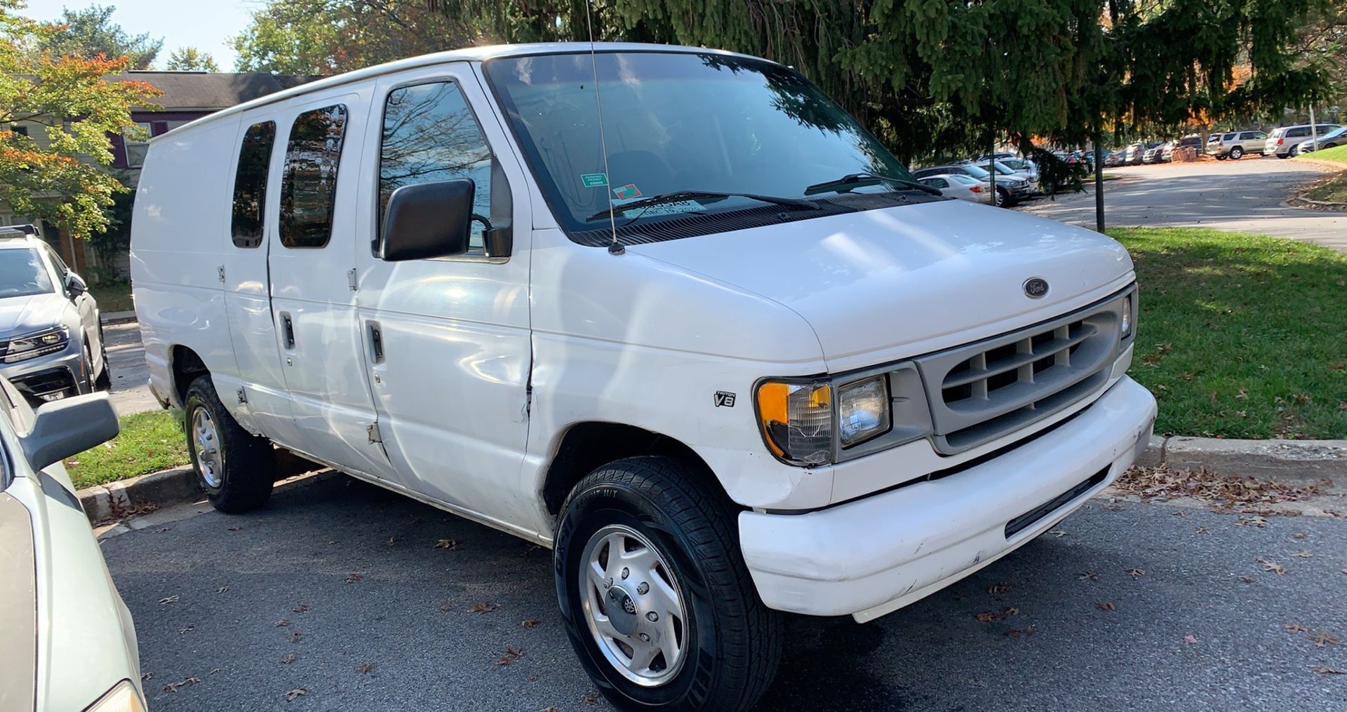 1999 Ford E-350