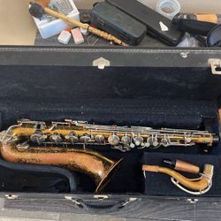 Selmer Bundy Tenor Saxophone 