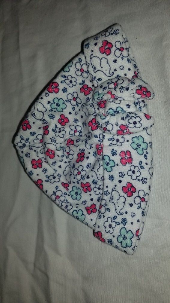 Newborn hat floral