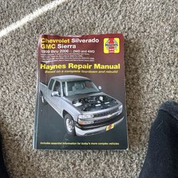 Haynes Repair Manual for Chevrolet Silverado & GMC Sierra 1999-02 2WD 4WD 24066