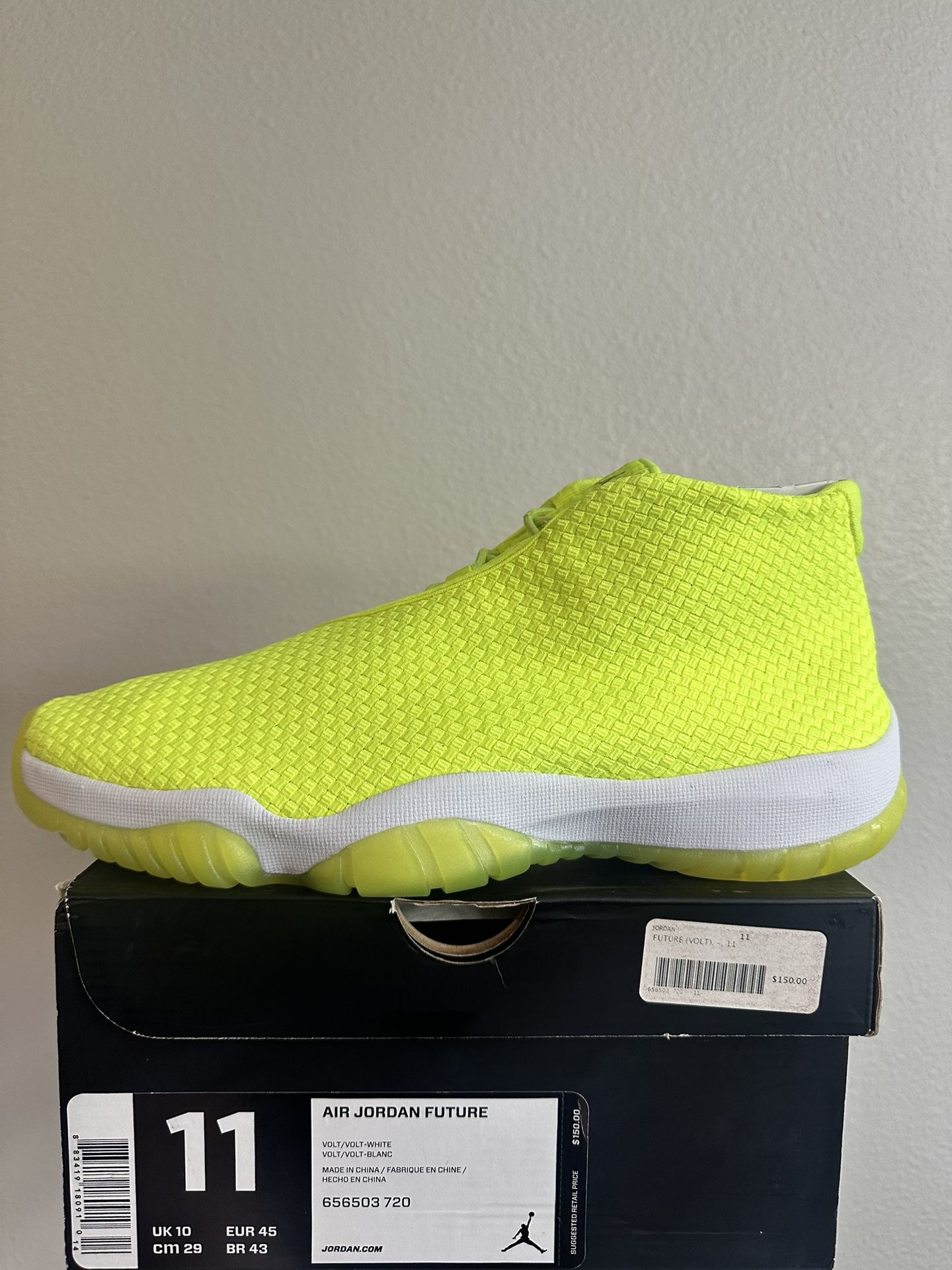 Men Nike Jordan Future Size 11 Volt 