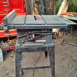 Craftsman 10in table saw/Cortadora de mesa
